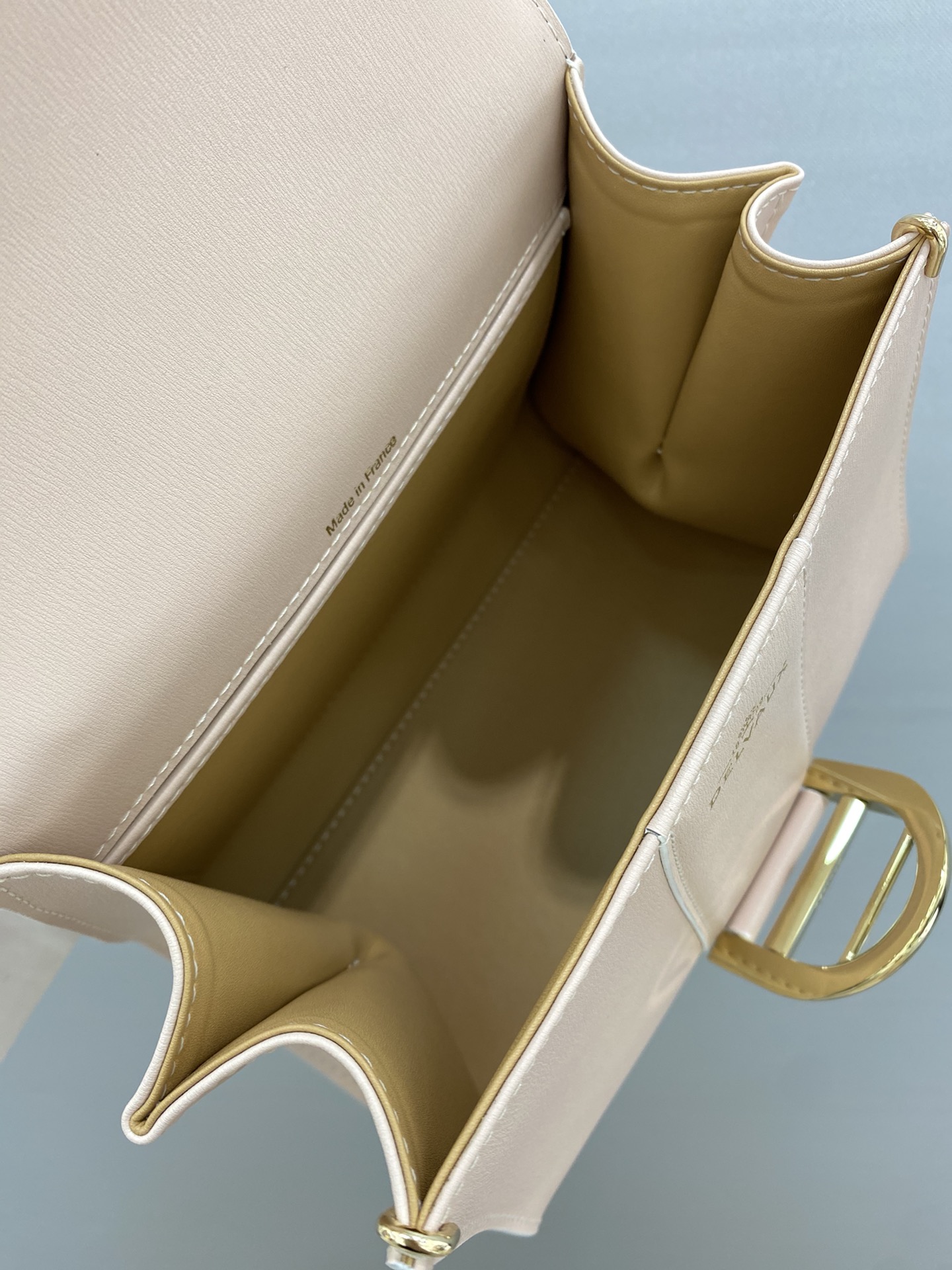 델보 브리앙 박스백 미니